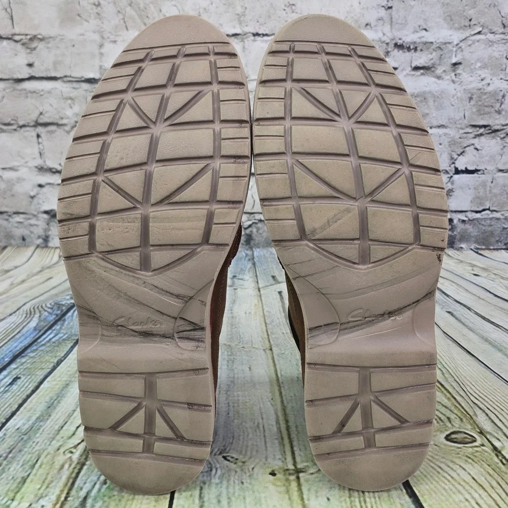 Clarks Vargo Mid Chukka Boots Mens 10.5 Brown Leather Lace Up Casual Comfort